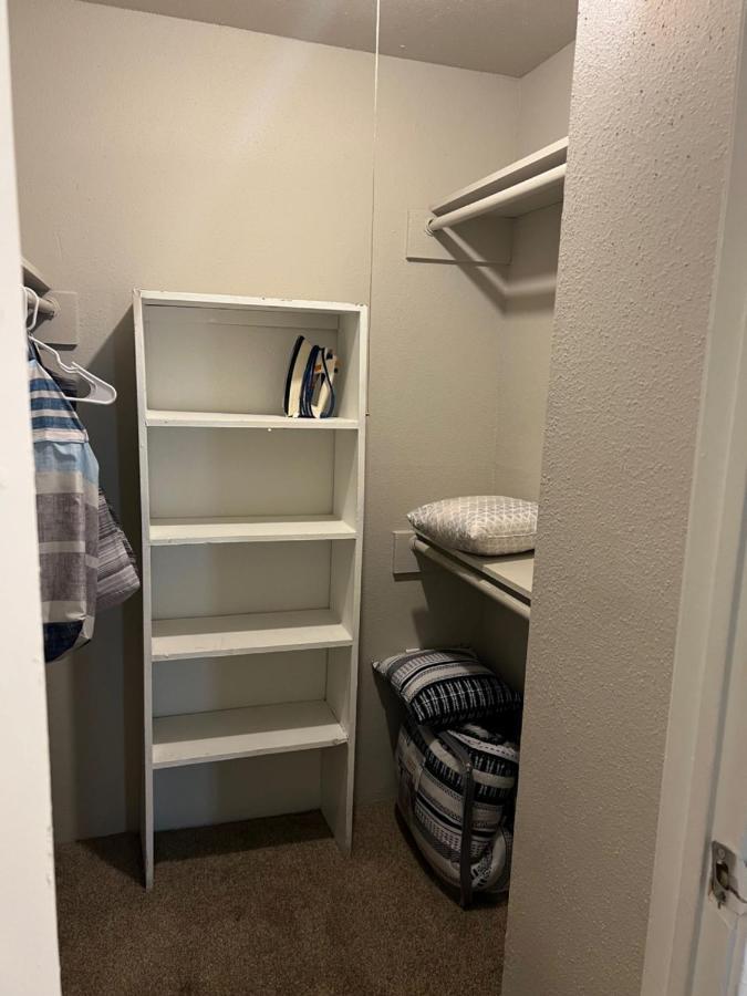 Beautiful 1-bedroom Townhome With Amenities * Houston