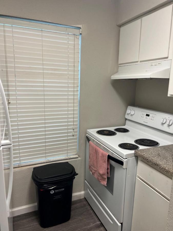 Beautiful 1-bedroom Townhome With Amenities Apartamento